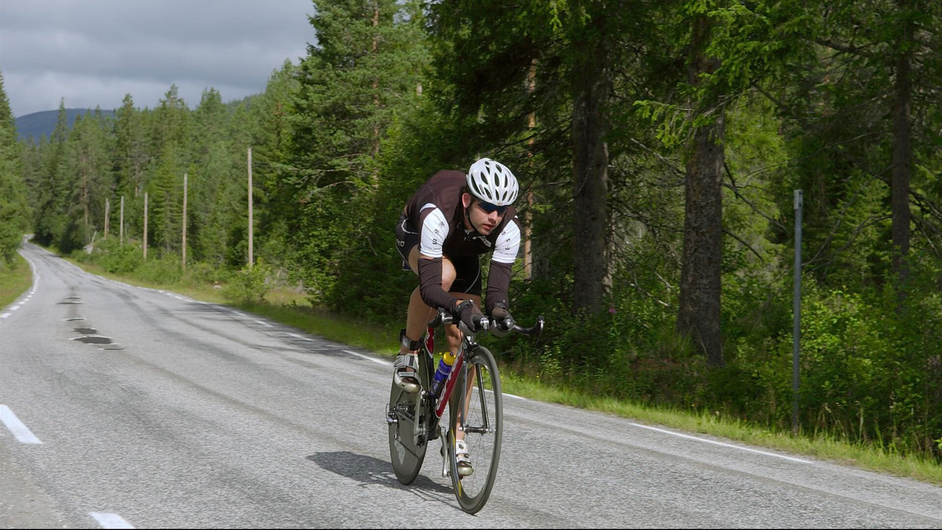 巴西队在南美预赛中领先,出线几无悬念